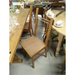 4 CHAISES LE LOT