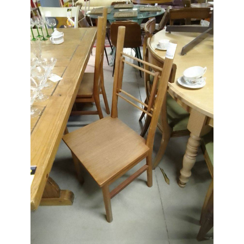 4 CHAISES LE LOT
