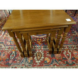 TABLE GIGOGNE