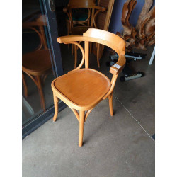 CHAISE BISTROT EN L ETAT