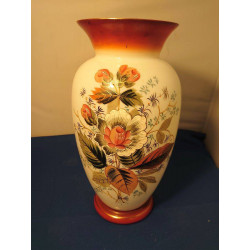 VASE OPALINE