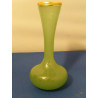 VASE OPALINE VERT