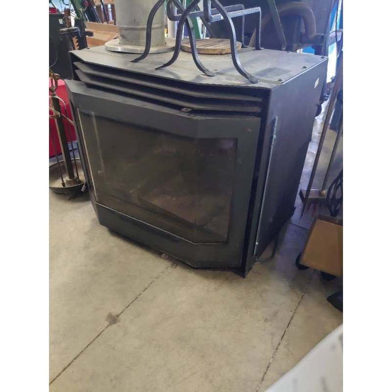 INSERT POELE A BOIS FONTE 69X50X59 BUSE 150MM