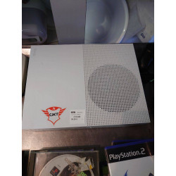 XBOX ONE S + MANETTE