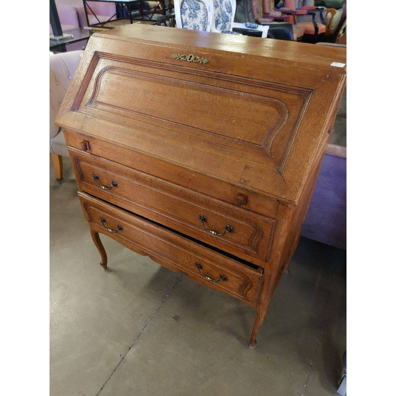 SECRETAIRE