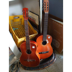 GUITARE EN L ETAT