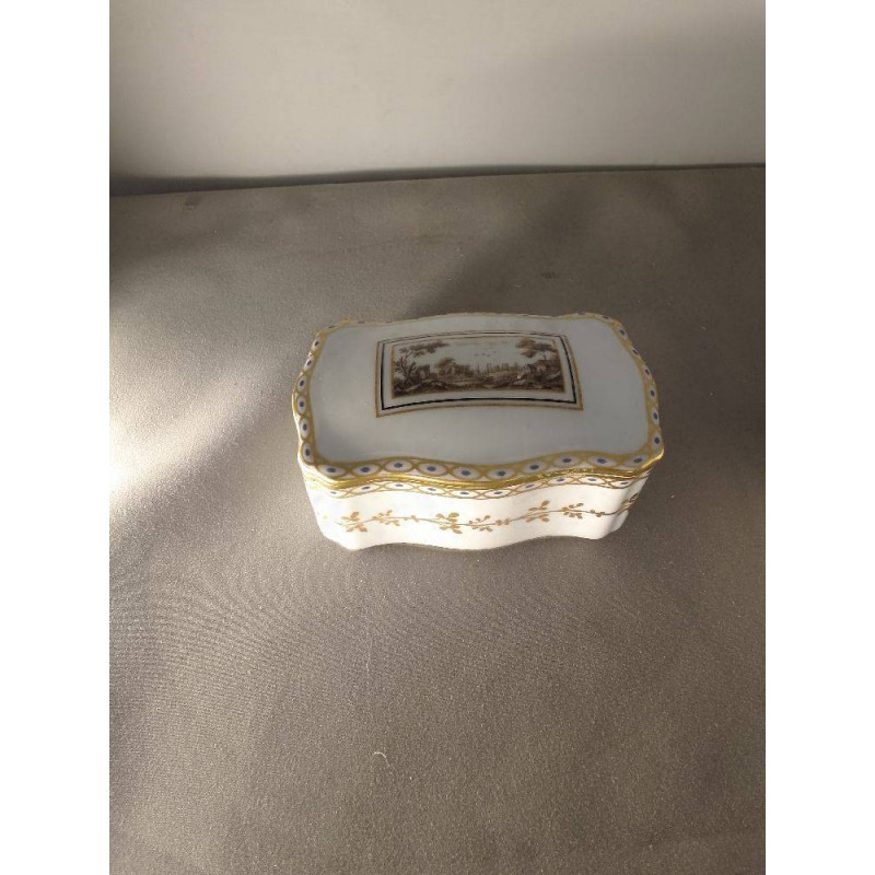 PILULIER PORCELAINE GINORI