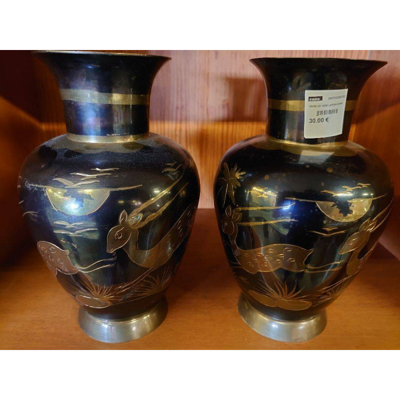 PAIRE DE VASE LAITON CERF