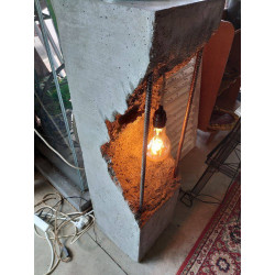 LAMPE DECO ARTISANALE BETON VERNI 30X30X110CM