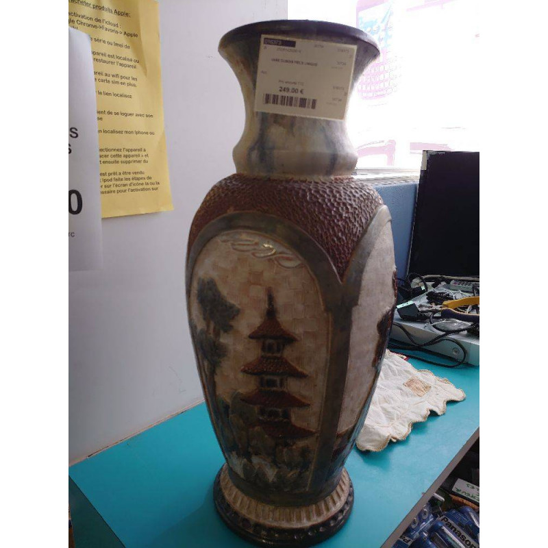 VASE DUBOIS PIECE UNIQUE 