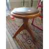 TABOURET MODERNISTE REGLABLE