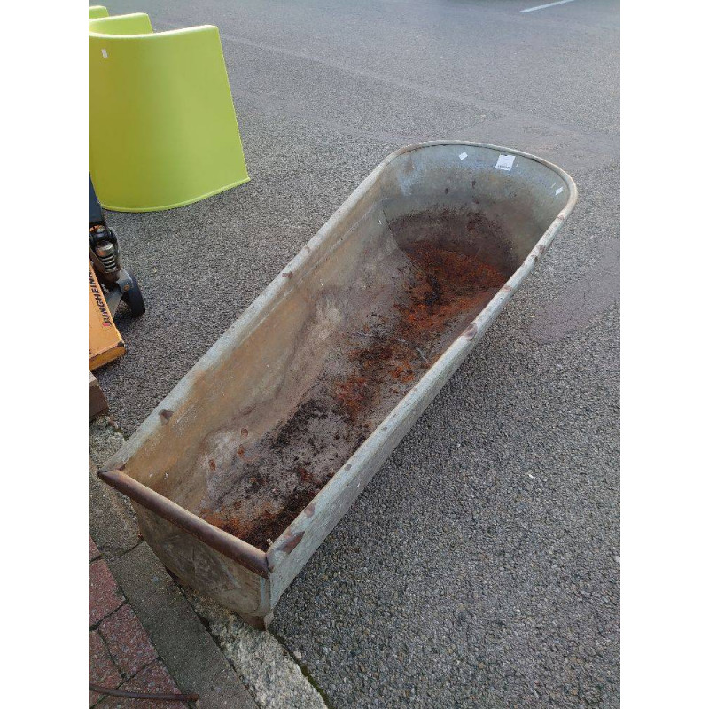 BAIGNOIRE EN ZINC