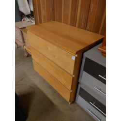 COMMODE IKEA  EN L ETAT