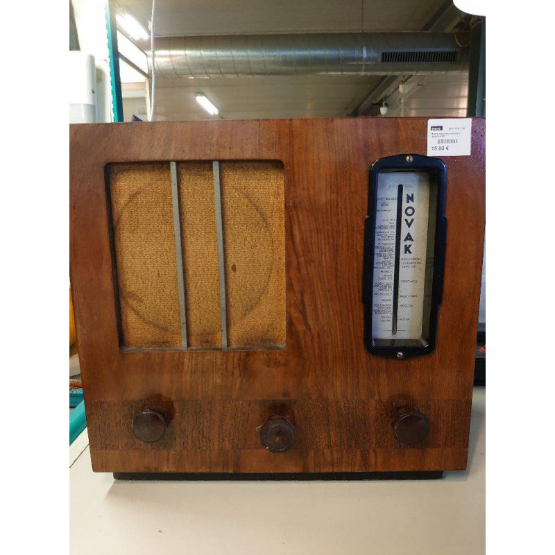 RADIO ANCIENNE NOVAK A RESTAURER