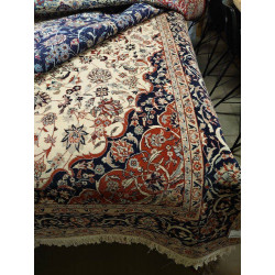 TAPIS 300X180 EN L ETAT