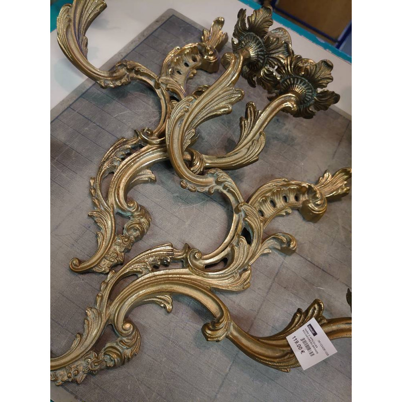 PAIRE D\' APPLIQUES  BOUGEOIRS EN BRONZE