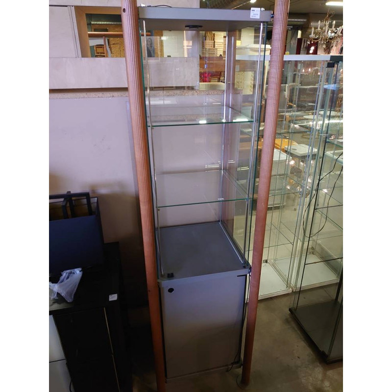 VITRINE