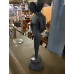 STATUE COUPLE